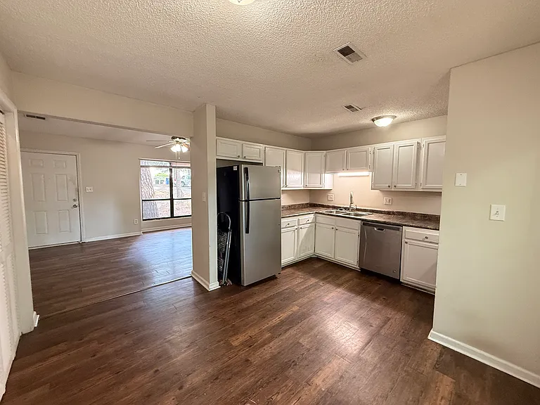 4822 Hollenden Dr #C — Photo 6