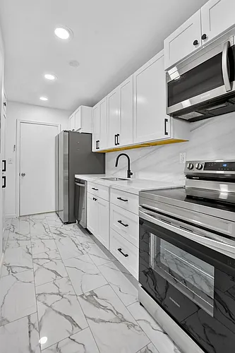 298 SW 6th St #204 Photo 1