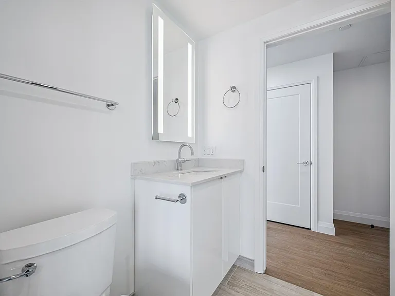 410 Westhaven St — Photo 57