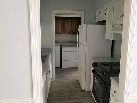 4th image of 12527 Red Fox Dr