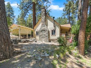 1501 Oriole Rd, Wrightwood, CA 92397