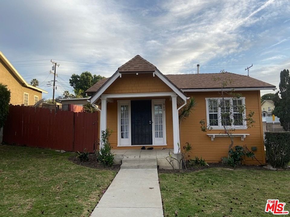 2nd image of 1210 Buckler Ave