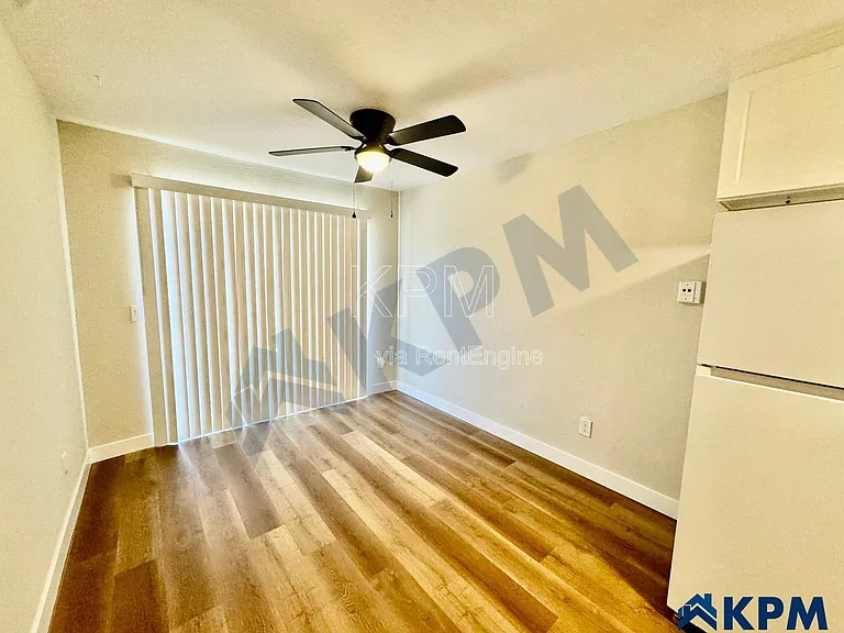 7355 Kelley Dr — Photo 9