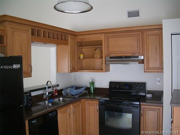 2nd image of 6152 SW 114th Ct