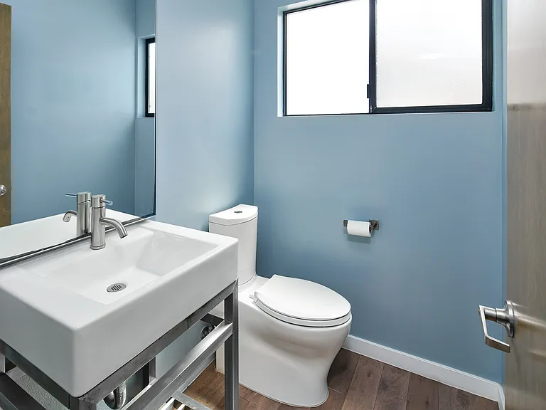 125 E Walnut Ave — Photo 6