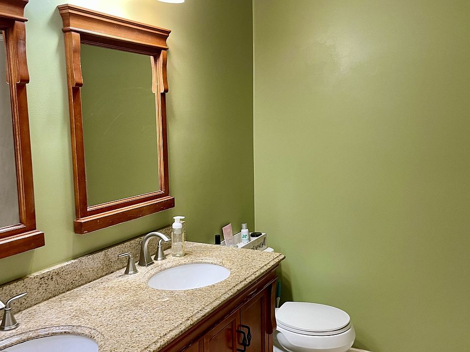 22nd image of 1073 Crane Ct