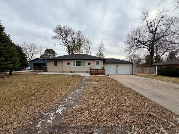 2509 Park Dr, Grand Island, NE 68801