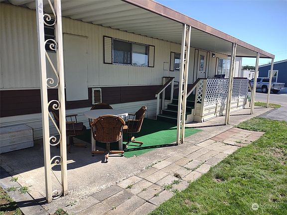 3rd image of 1251 Jones Drive