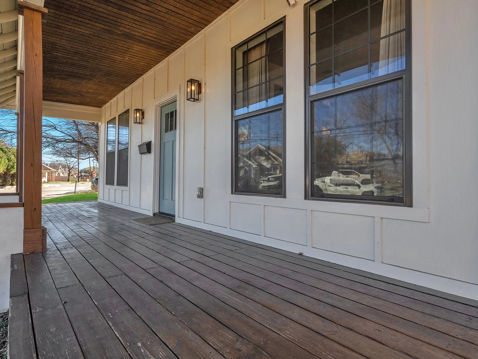 3 bed, 1920 sqft, $2,395 — Photo 4