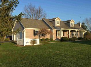 10807 S County Line Hwy, Ottawa Lake, MI 49267