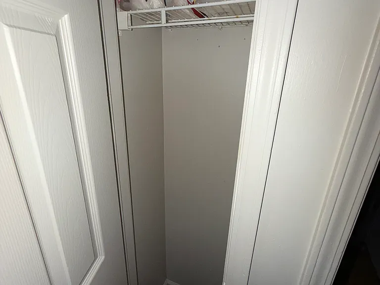 107 Peck St — Photo 6