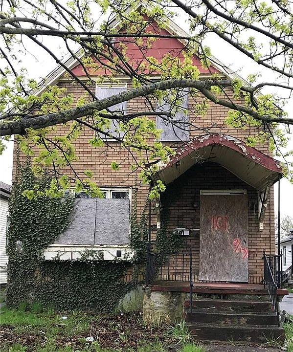 1st image of 101 Eaton St