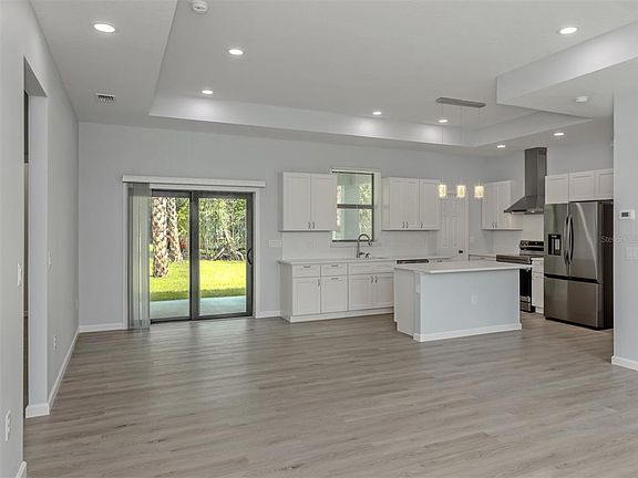 3rd image of 3763 Ragen St
