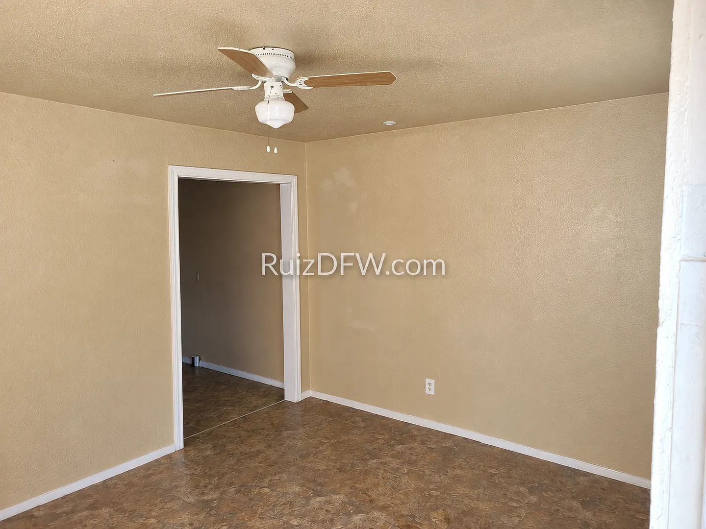 2808 - 10 Stuart Dr — Photo 3