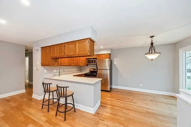 608 Inverrary Ln #608 — Photo 4