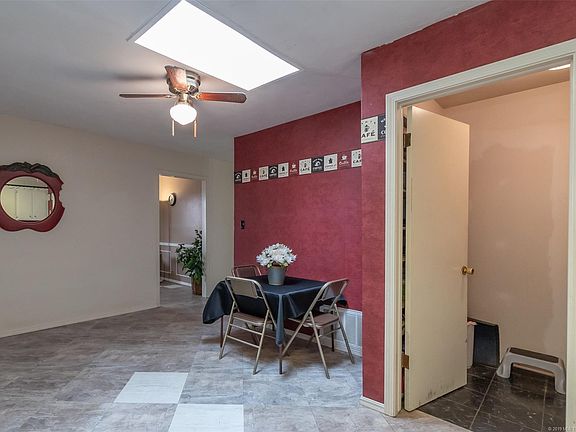 4th image of 5614 Harvard Dr