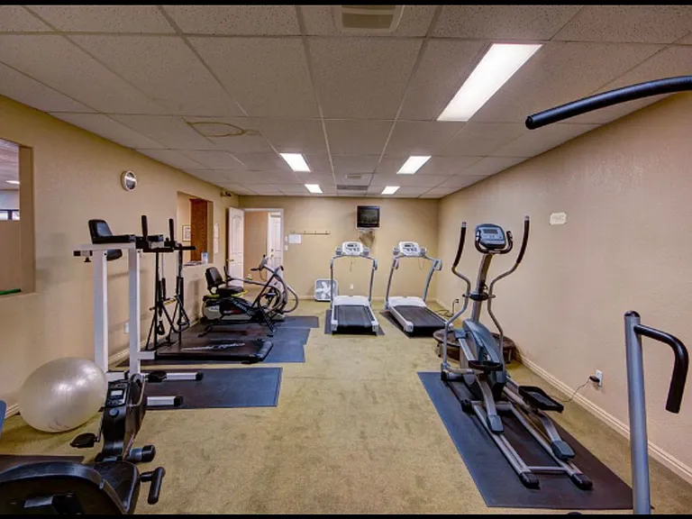 2349 S Legacy Dr — Photo 19