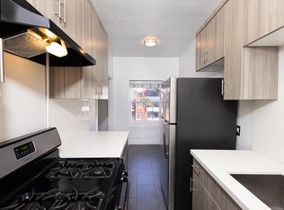 407 S Gramercy Pl #204, Los Angeles, CA 90020