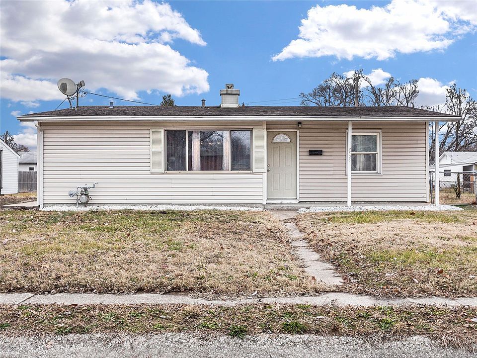 1st image of 2808 Dale Ave