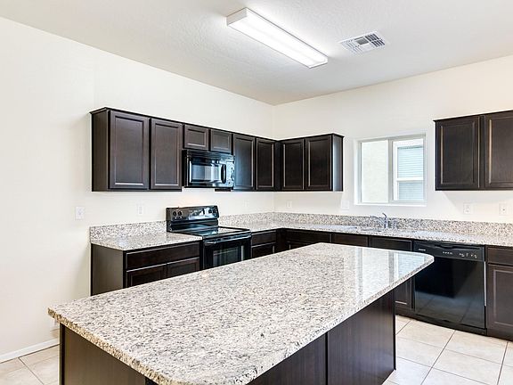 3rd image of 29024 N Carnelian Dr