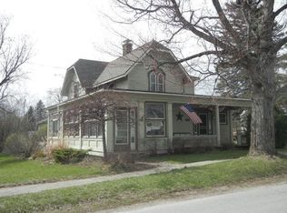 9 Mason St, Peru, NY 12972