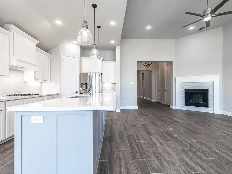 2933 Saltwood Ct — Photo 6