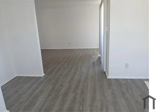 214 E Hyde Park Blvd #2 — Photo 15