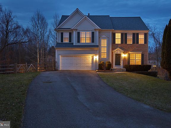 2nd image of 18029 Wheatridge Dr
