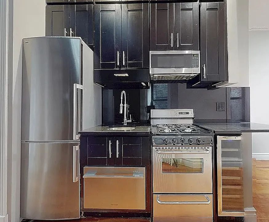 2nd image of 212 E 25th St APT 7