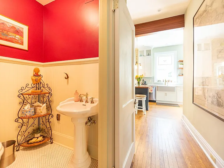 1005 Minerva Ave — Photo 13