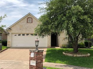 108 Stamford Ct, Woodway, TX 76712
