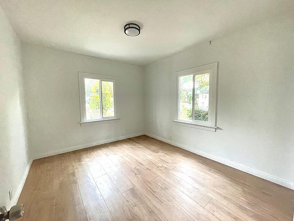 5th image of 103 S Cordova St #1