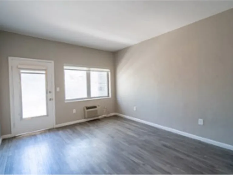 710 Meridian Ave #6 — Photo 6