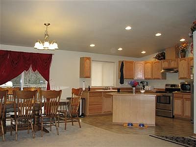 2nd image of 100 E Paisley Way