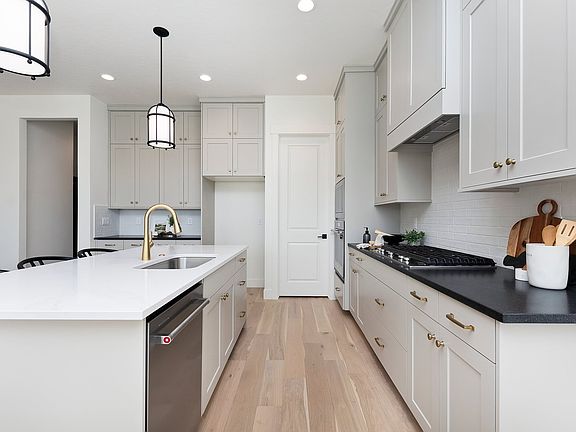 6th image of this home