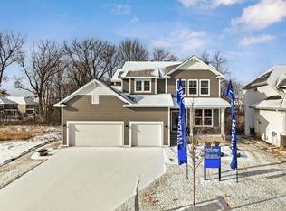 4855 128th Cir NE, Blaine, MN 55449