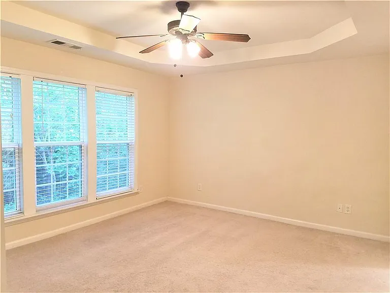 3645 Postwaite Cir — Photo 18
