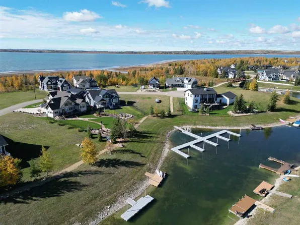 758 Bridgeview Rd, Ponoka County, AB T0C 2J0