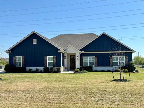 1506 Back Stretch Road, Justin, TX 76247