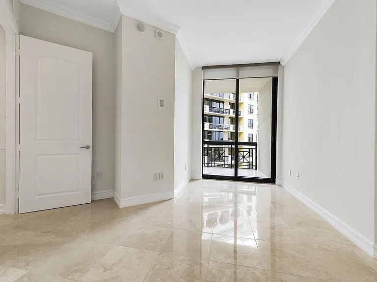 701 S Olive Ave #1706 — Photo 13