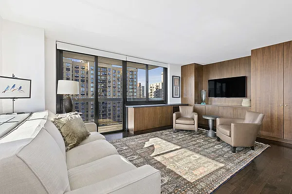 Sold by Compass | media 2
