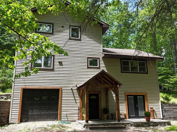 2125 River Rd #A, Damascus, PA 18415