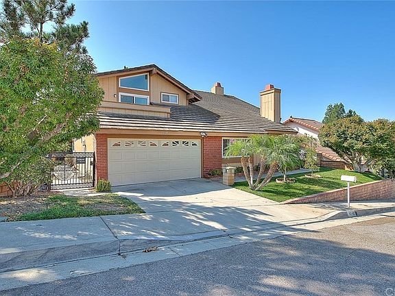2nd image of 16148 Glencove Dr