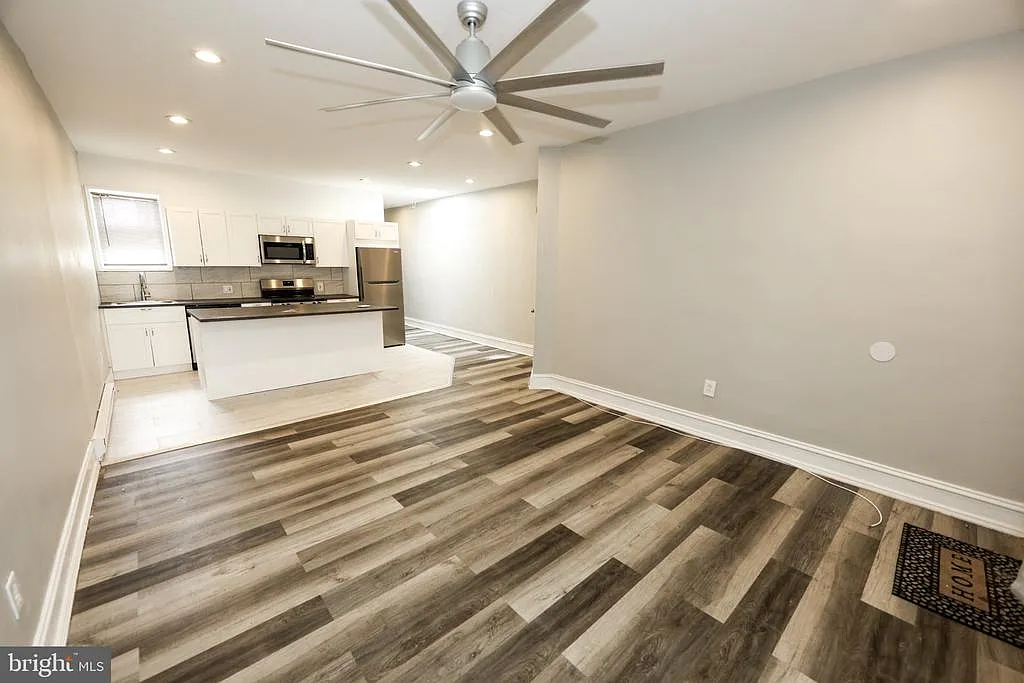 2 bed, 1.0 bath, 2146 sqft, $1,350 — Photo 4