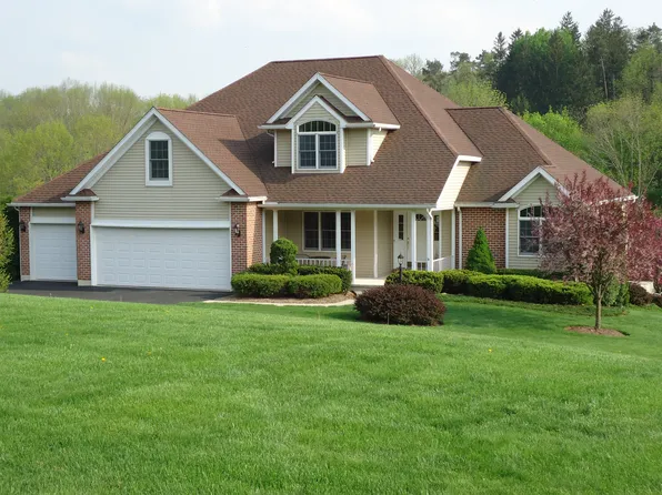 1424 Red Dale Rd, Orwigsburg, PA 17961
