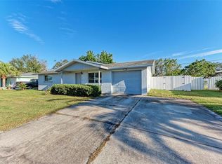 2915 Bucida Dr, Sarasota, FL 34232
