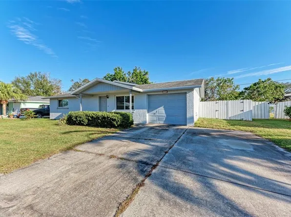 2915 Bucida Dr, Sarasota, FL 34232