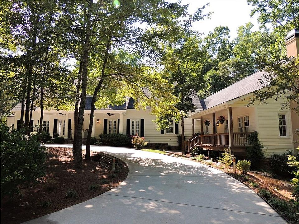 1st image of 2058 Sewanee Ct