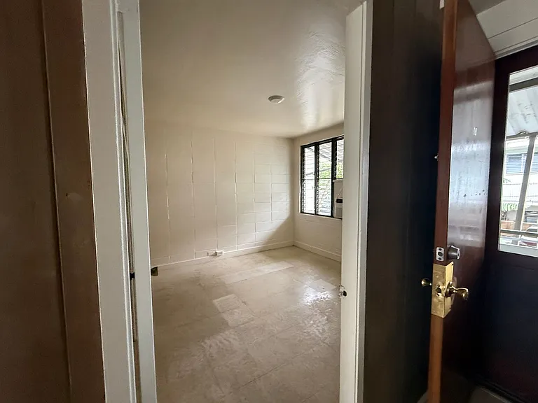 1415 Kinau St — Photo 11