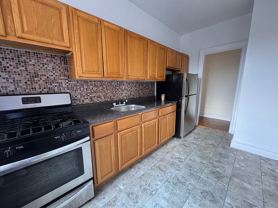 1st image of 83-80 118th St #7W